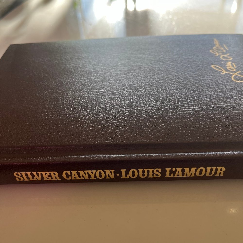 Louis L'Amour Leatherette - Silver Canyon